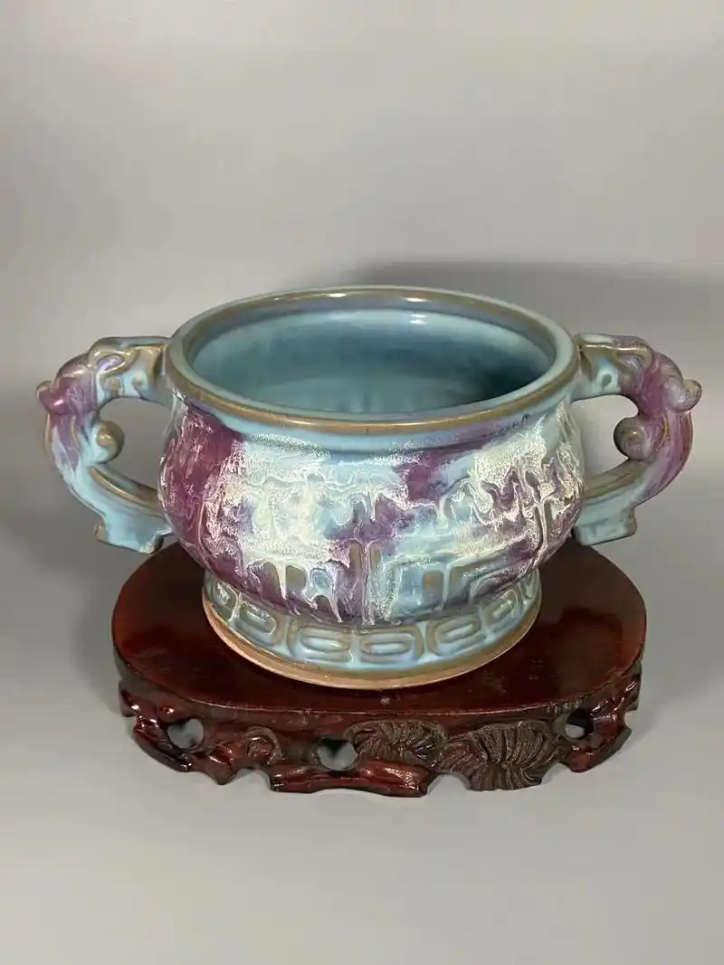 钧窑垦式双耳香炉#瓷器收藏 #艺术收藏 #宋瓷 #古玩收藏交 - 抖音