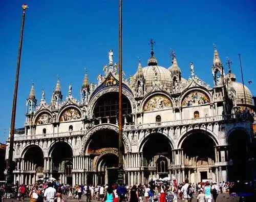 威尼斯中世纪建筑风格独特