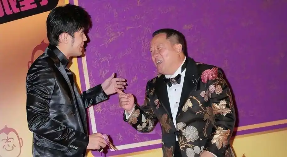 向华强不敢动的5个人(向华强不敢动的有哪些人的新闻)(图8)