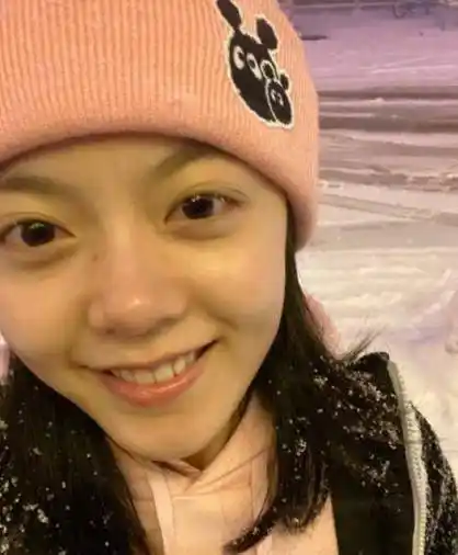 原创赵今麦晒日常一脸甜笑奶油肌亮眼看清化妆后的变化我酸了