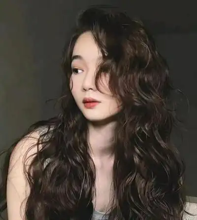 最流行的长发烫发类型 高人气长卷发推荐