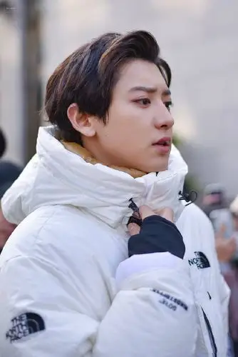 exo朴灿烈高清壁纸生图