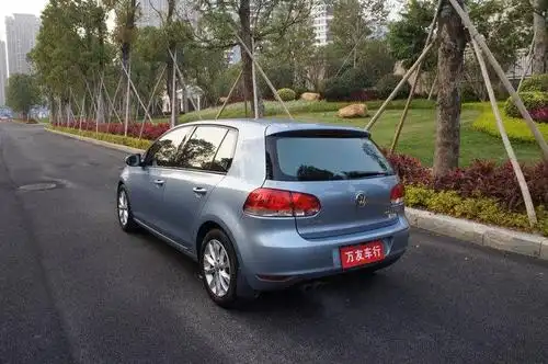 【厦门】2010年3月 大众 高尔夫 2010款 高尔夫 1.