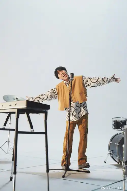 吴青峰新歌明日上线##吴青峰将和b站合作新歌