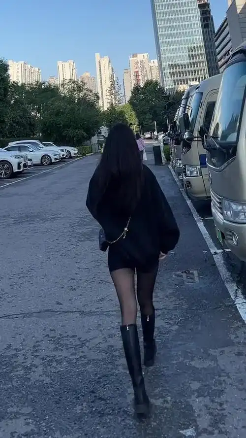 你永远是我的firstchoice.背影黑长直