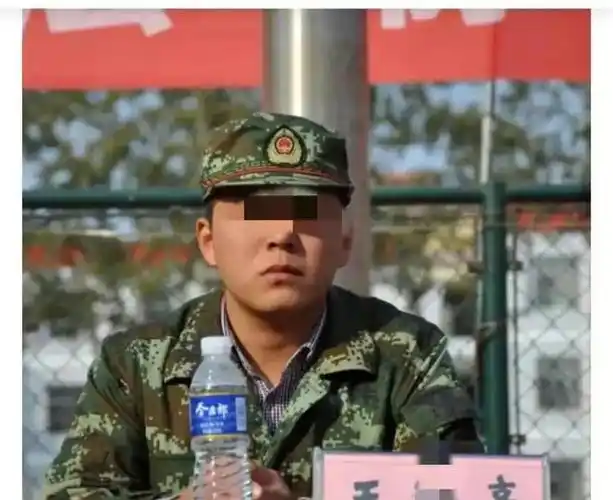 河北一消防队长带20余人吃霸王餐耍官威开高罚单官方重磅处理