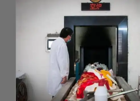 死刑犯毕丽梅,枪决后火葬场"死而复生",睁开眼睛坐起身子