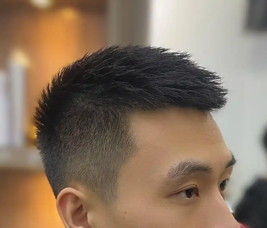 男生免打理的干净清爽短发  今日发型