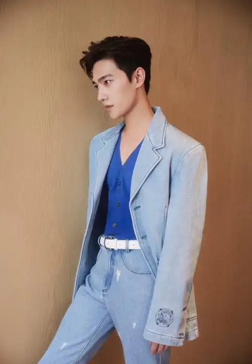 杨洋一个有风度的男人