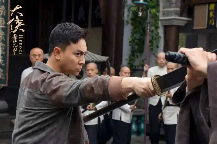 释小龙《大侠霍元甲》打戏高燃 人设稚嫩莽撞引热议