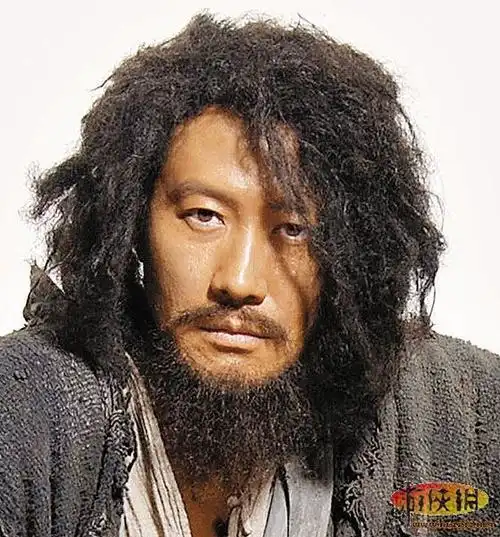 胡歌黑白头像有胡子