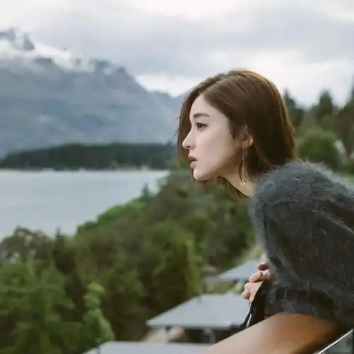 古力娜扎短发(古力娜扎的颜值美得有点另类)