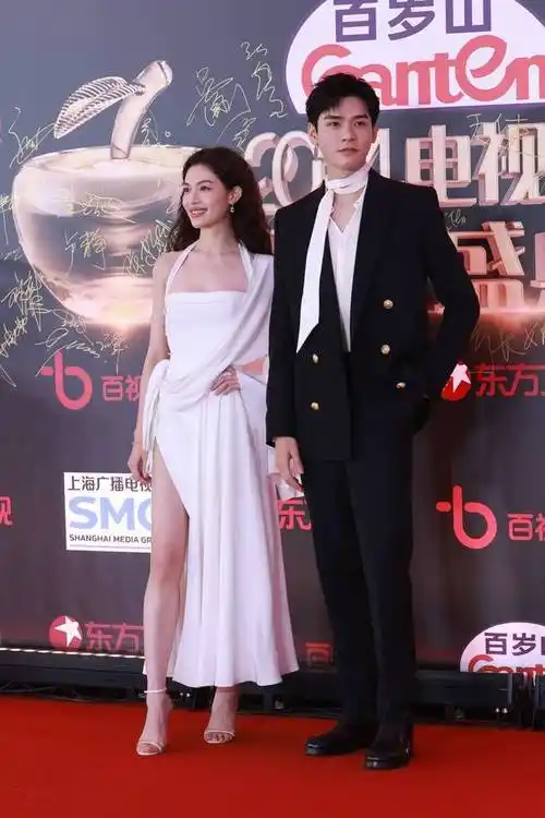 品质盛典红毯唐嫣关晓彤辛芷蕾比美胡歌白敬亭吴磊斗帅6