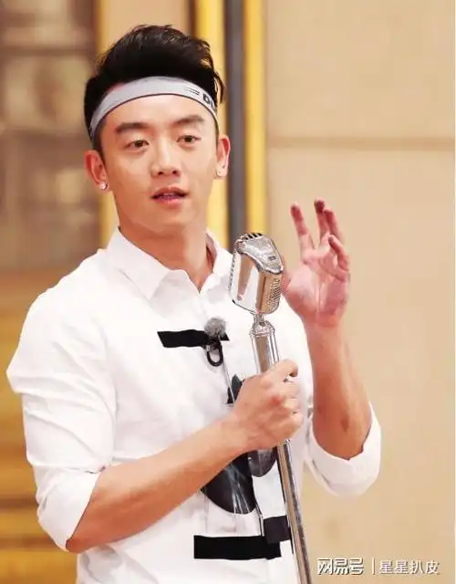 在录制《跑男》的时候,郑恺好像还真没什么机会展示自己的高情商.