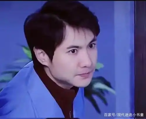 我们先来欣赏一下沈腾年轻时的颜值