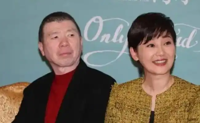 屡遭冯小刚背叛却闭口不提离婚徐帆的精明你想象不到