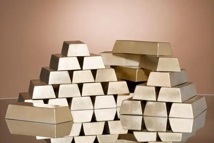 看到令人发呆的一堆金砖高清图片