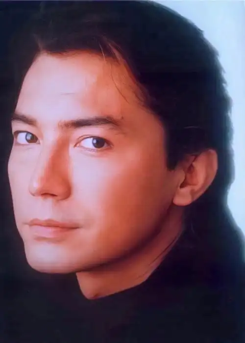 有没有尊龙的高清图片? - 知乎