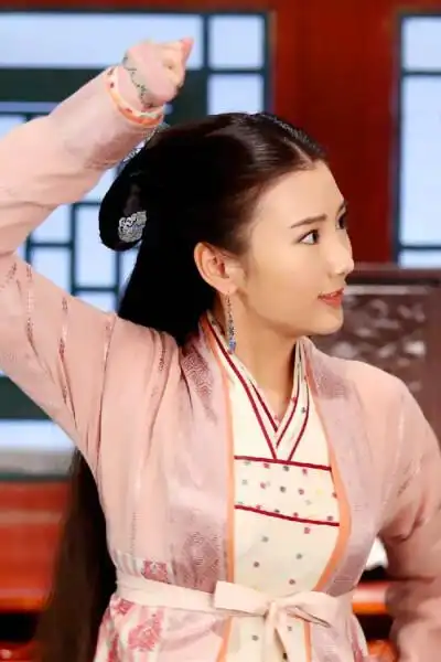 神雕侠侣-郭芙-毛晓彤饰