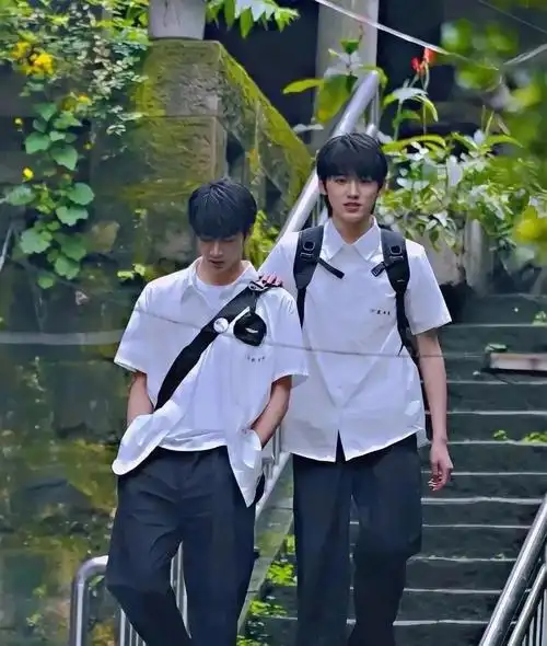 谁有文轩cp神图无水印的发我发我发我