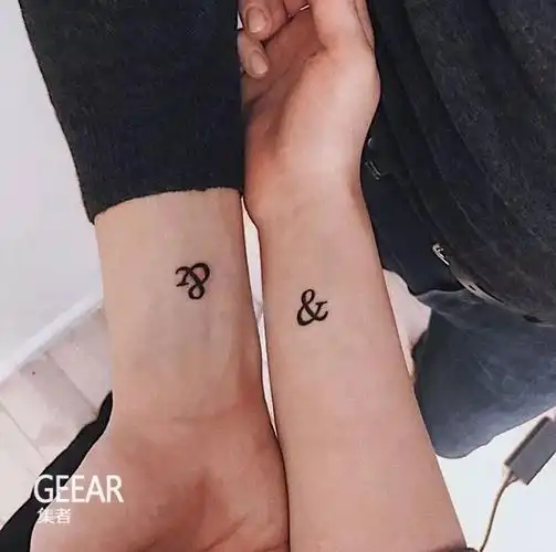 g乐活给你这些情侣纹身的灵感与爱人画上一辈子的印记