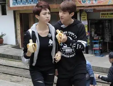 姜妍henry在一起了 刘宪华在韩国评价姜妍 herry刘宪华澄清与姜妍