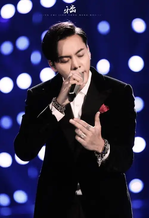 lemmaid="50041231">中国香港 /a>,祖籍广东省云浮市,华语影视男演员