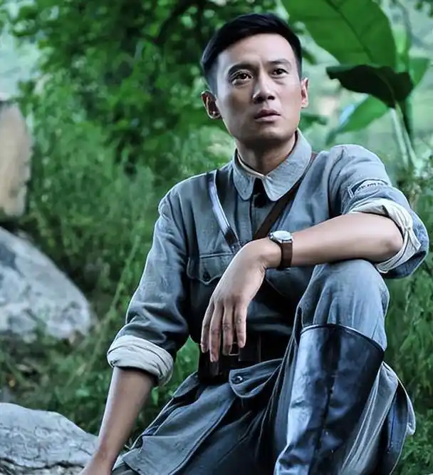 徐洪浩:战争片"专业户",娶小妻子刘晓洁,戏内戏外都甜蜜