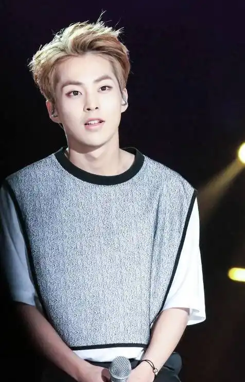 金珉锡超级帅气的几张照片,你最喜欢哪一张呢