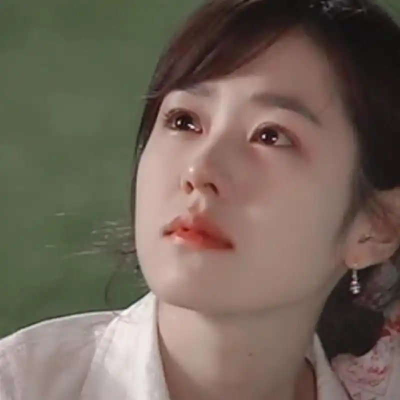 孙艺珍 | 孙仙头像合集03 美神降临 早期如小鹿 灵动清新 现在似