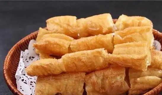 想吃油条又担心外面的不卫生简单几步做出卫生酥脆好吃的油条