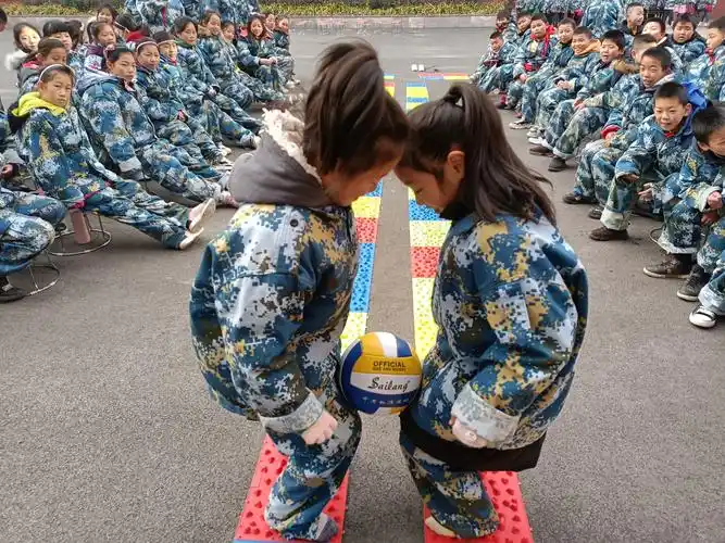 小小少年,勇往直前——小河镇小学拓展活动剪影 写美篇通过指压板活动