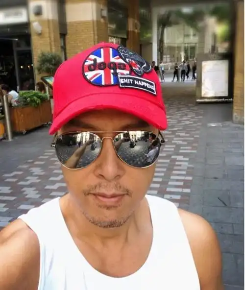 来自甄子丹的无ps自拍.