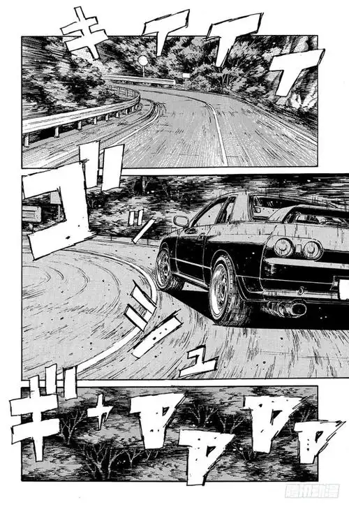 在自家豆腐店做帮手的十八岁少年藤原拓海,每天驾驶着父亲的老旧ae86