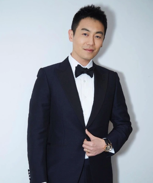 明星代言费报价朱亚文经纪人徐哲