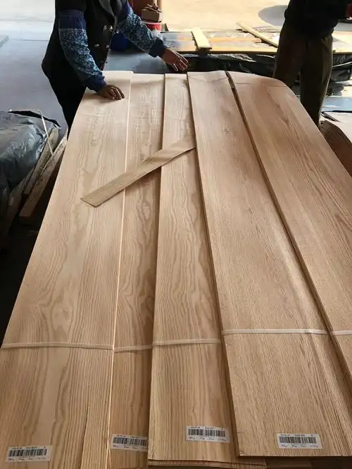 厂家直销天然红橡山纹木皮家具橱柜墙身贴面板木饰面加工木皮批发