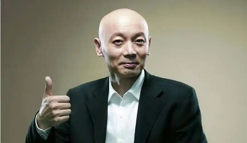 原创继用洗面奶洗头后徐峥头发另一个秘密也曝光造型需要打理头发