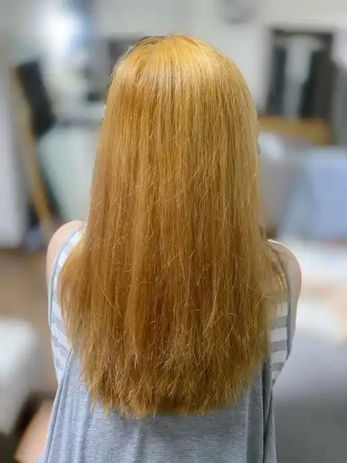 我发质细软 一直染发发质不算好的 #丝蕴漂发剂  13-5 我这长度4盒量