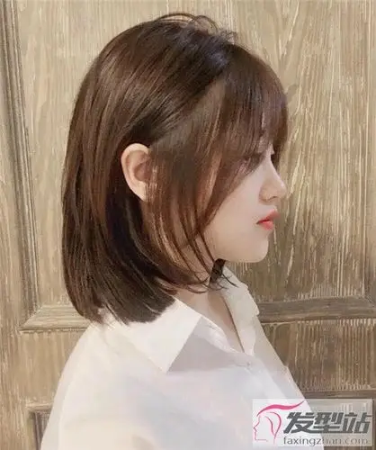 中短发加层次感 个性显瘦又减龄