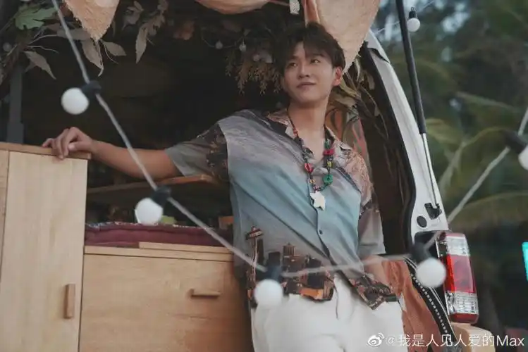 每一次余景天发图都会把我帅到飞起