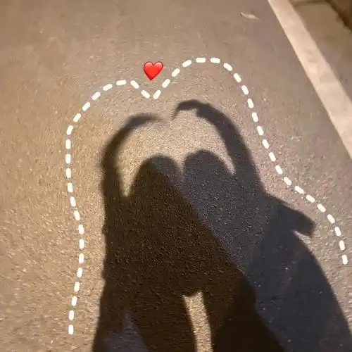 终于拍上一组影子照片太可爱了哈哈