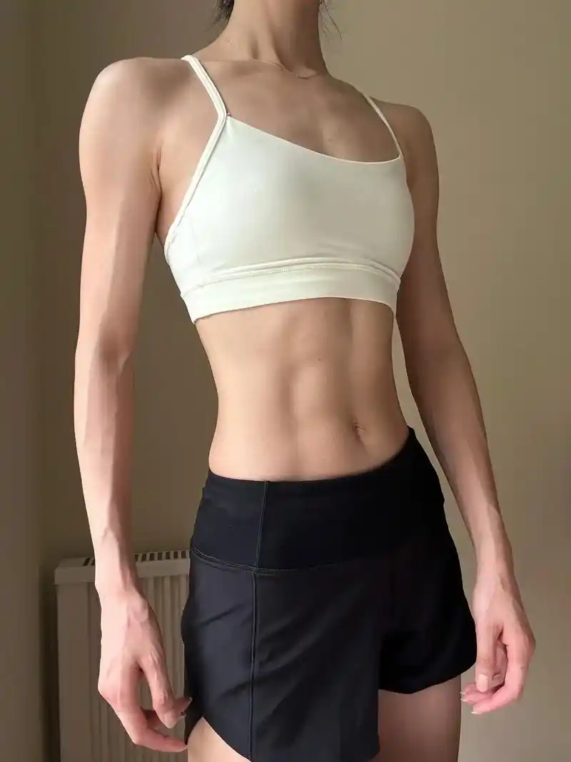 流汗总比流泪好吧06.#马甲线 #腹肌 #见人不如健身 #好 - 抖音