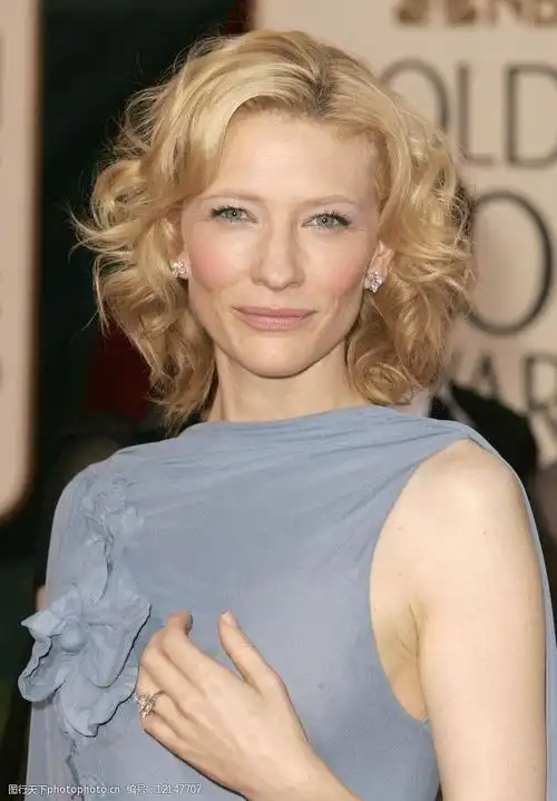 关键词:凯特183布兰切特 气质女星 美女 金发 女演员 明星偶像 人物