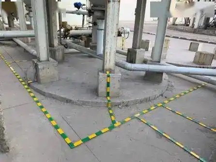 三期脱白接地排防腐亮化整治#5炉热风隔绝门刷漆整治#53氧化风机出口