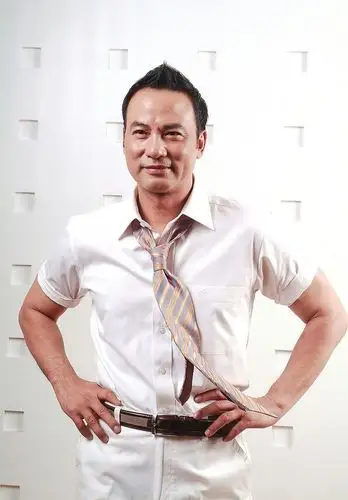 简介:tvb演员任达华时尚图片写真,分享一组任达华图片给大家,图中的