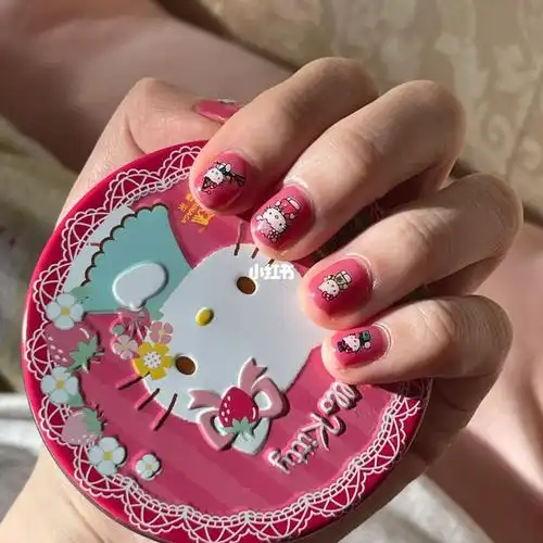 小学生觉得幼稚的自制kitty美甲