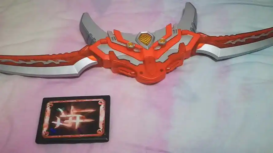 十年前的老物.铠甲勇士英雄传奇 炎龙侠 超级烈焰刀简评