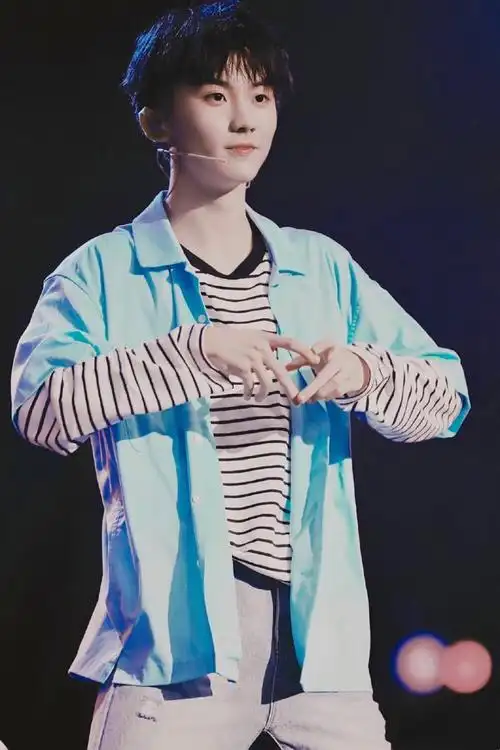 关注  马嘉祺 评论 收藏