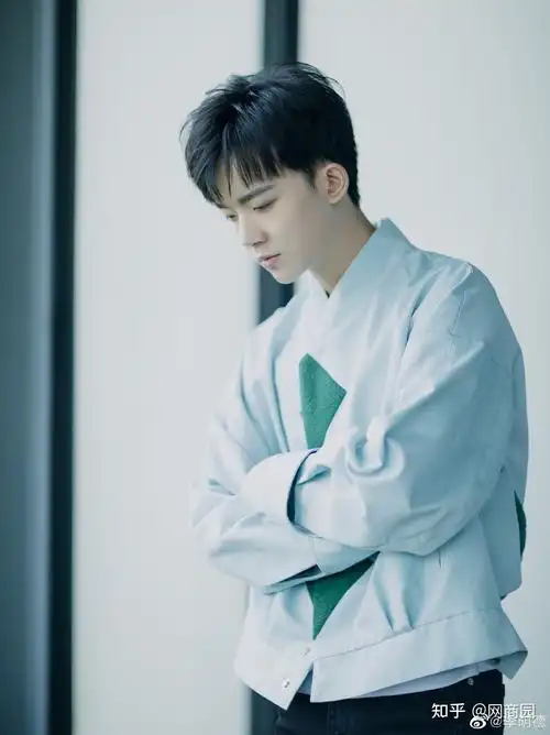 李明德亲爱的热爱的97扮演者元气满满阳光清秀