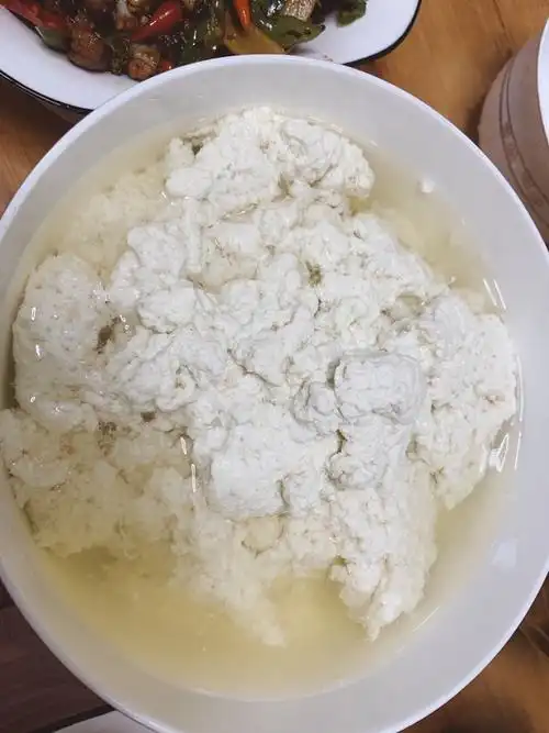 恰恰恰居居做的河水豆花(胆巴水点豆花)